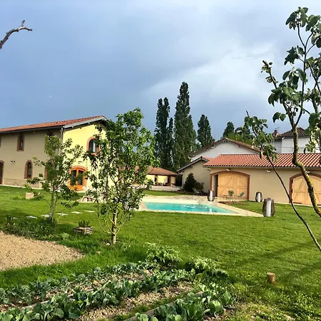 Le Domaine Du Pin Bed & Breakfast